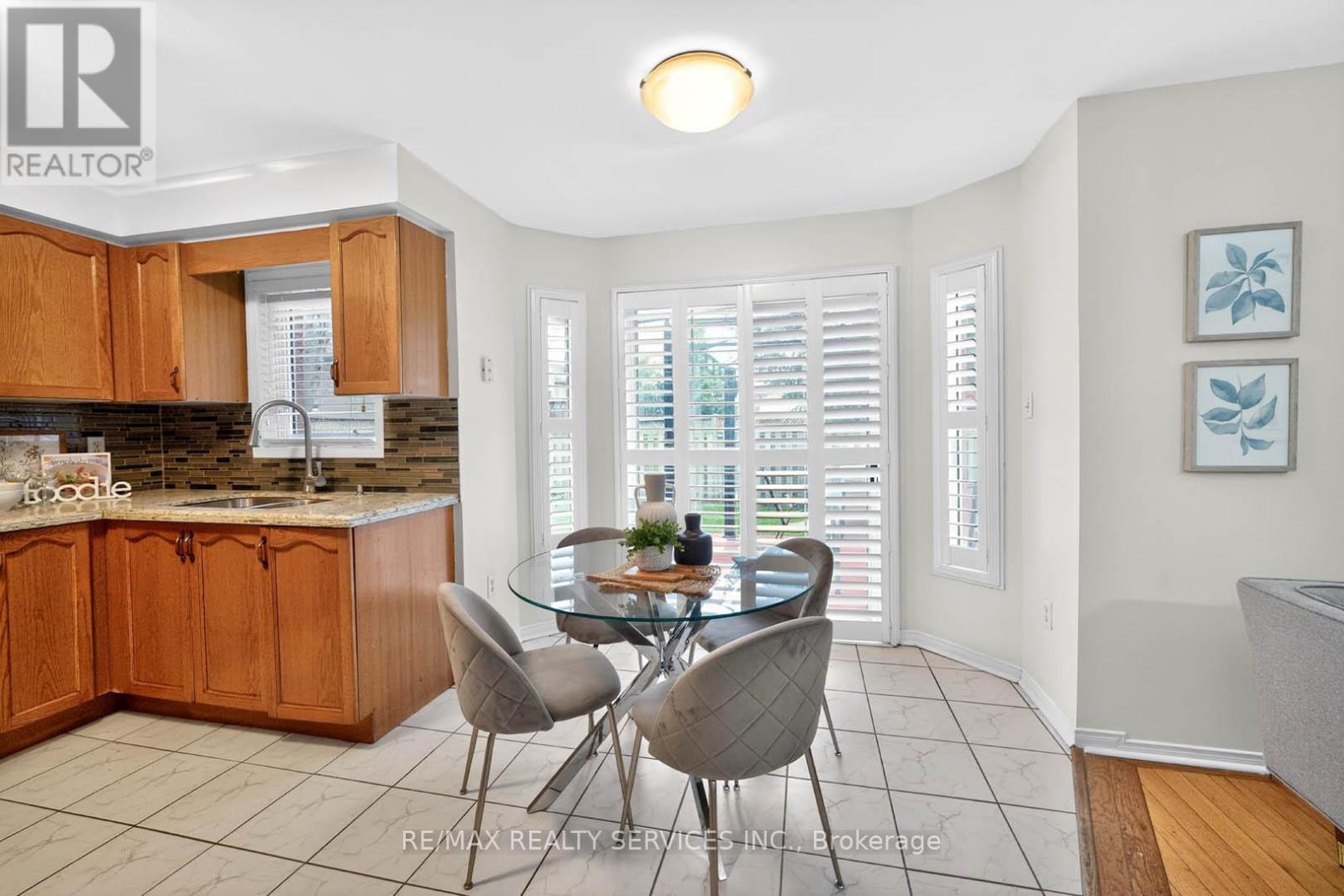 6 Creekwood Drive, Brampton, ON - Indoor