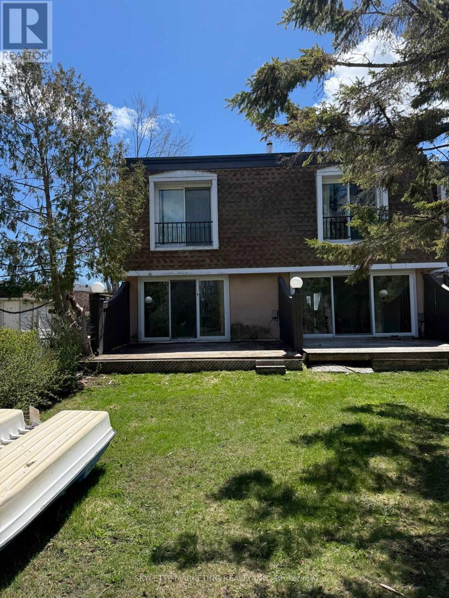 24 - 2 Paradise Boulevard, Ramara, ON - Outdoor