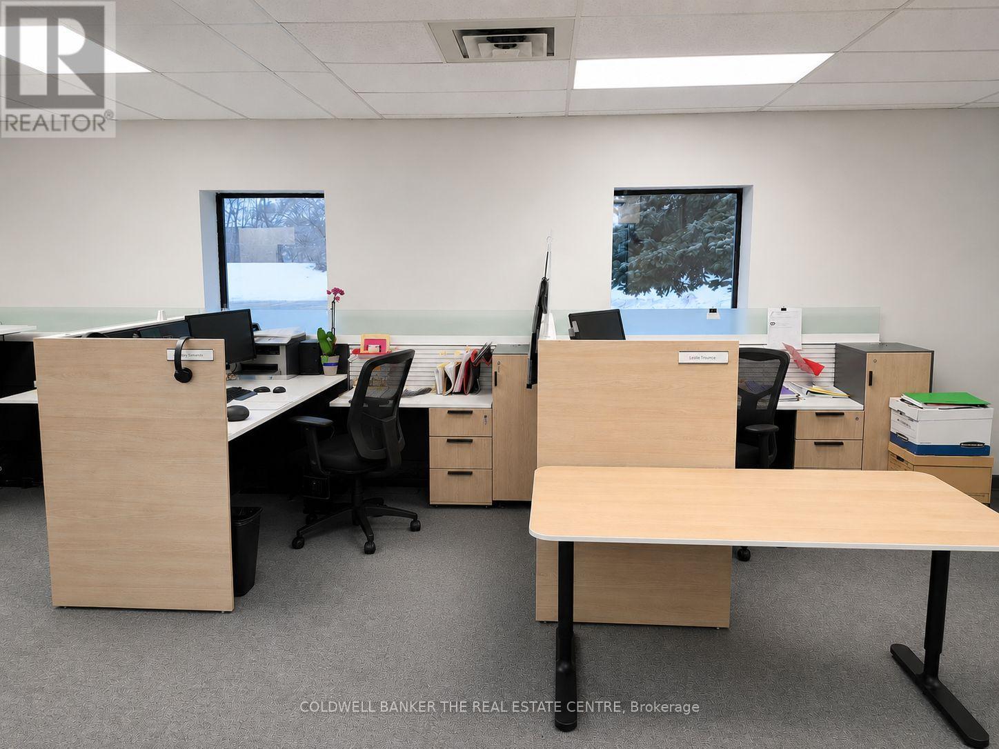 920 Sheldon Court, Burlington, ON