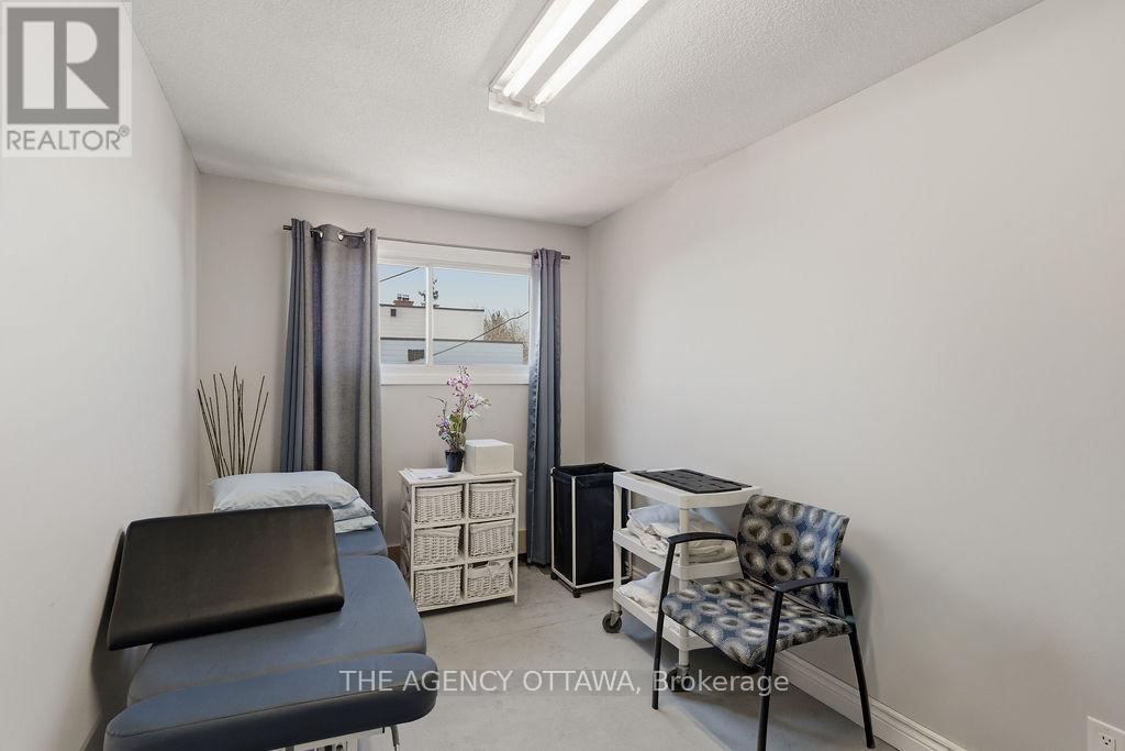 1310 Woodward Avenue, Ottawa, ON