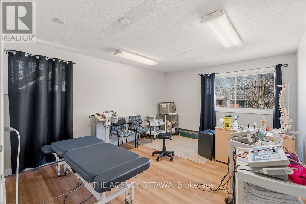 1310 Woodward Avenue, Ottawa, ON