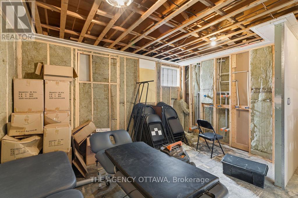 Lower commercial space - 1310 Woodward Avenue, Ottawa, ON