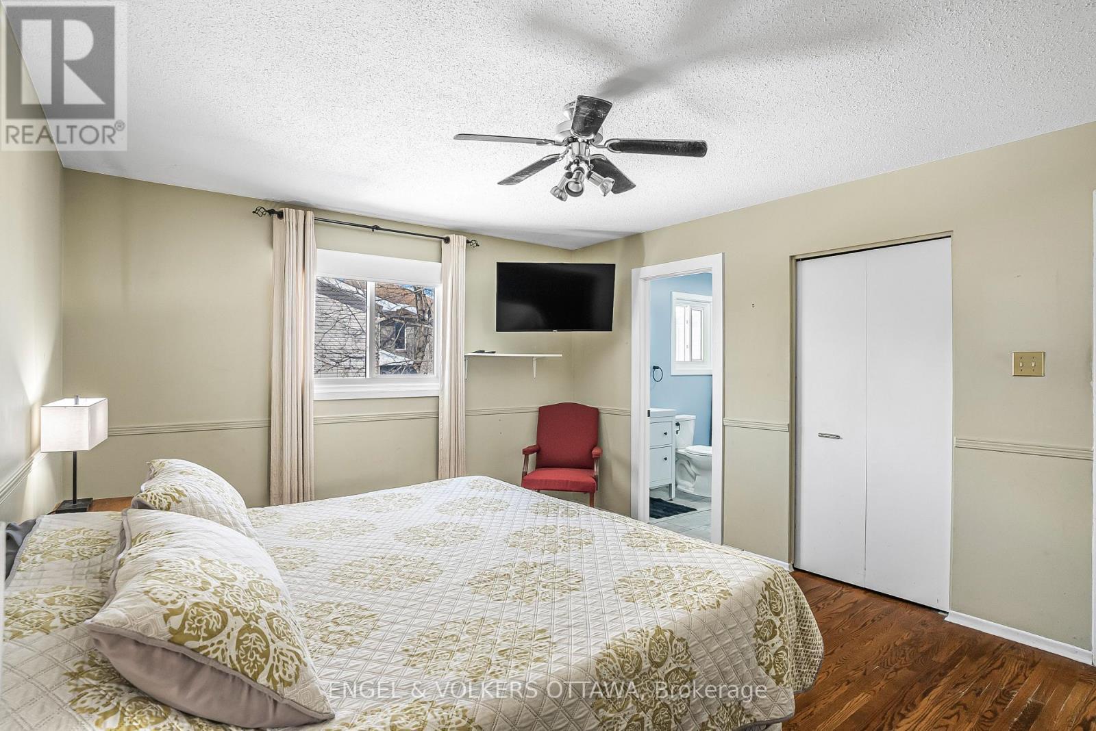 1427 Rosebella Avenue, Ottawa, ON - Indoor Photo Showing Bedroom