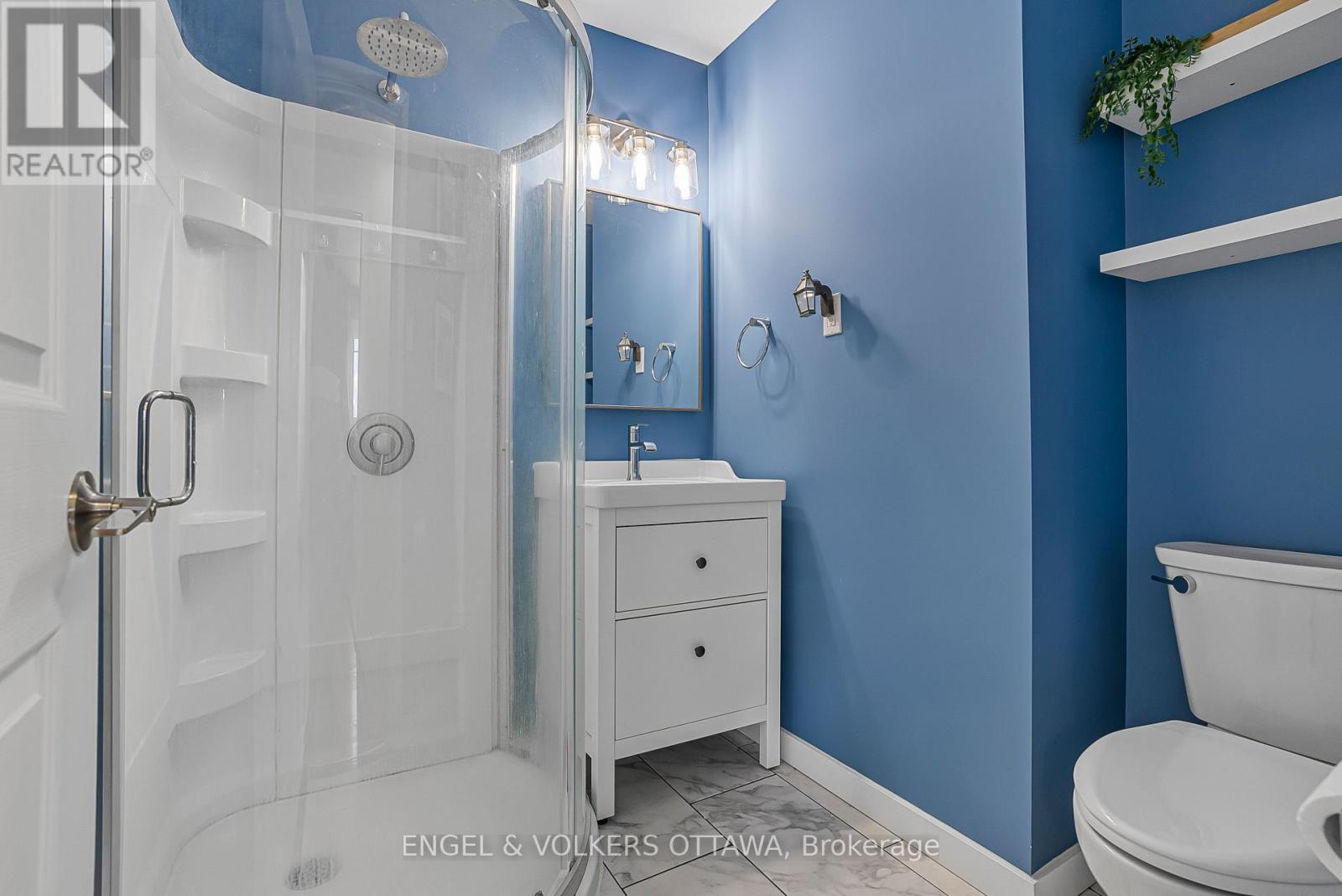 1427 Rosebella Avenue, Ottawa, ON - Indoor Photo Showing Bathroom