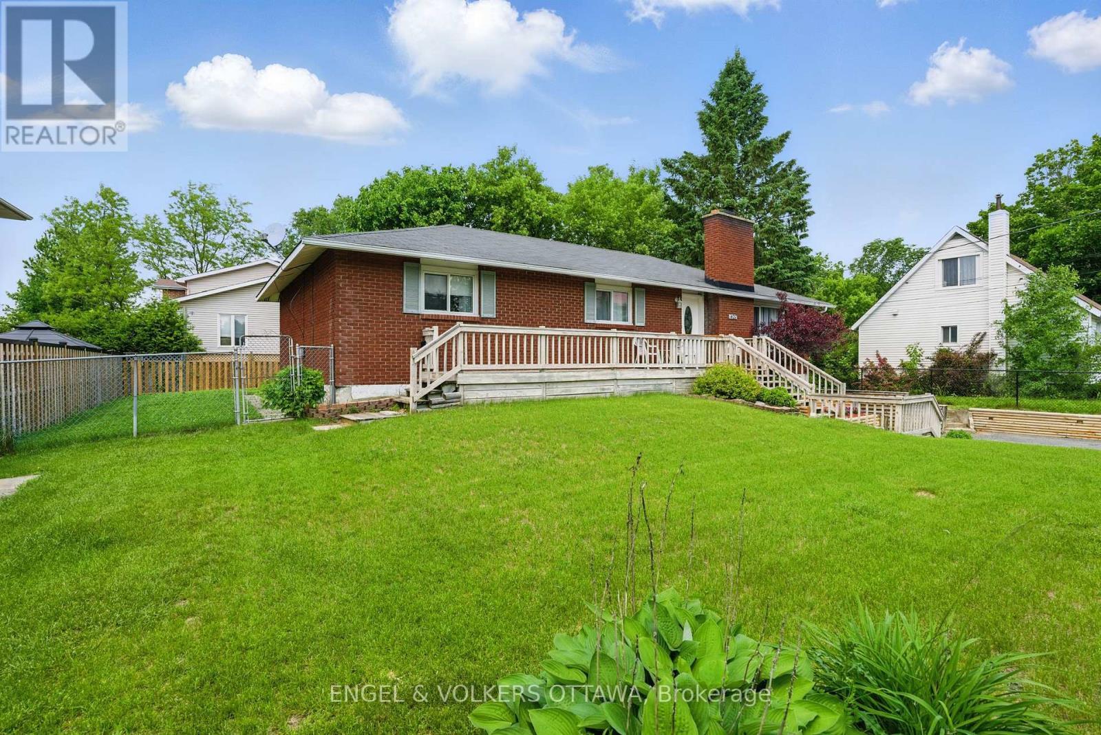 1427 Rosebella Avenue, Ottawa, ON - Outdoor With Deck Patio Veranda