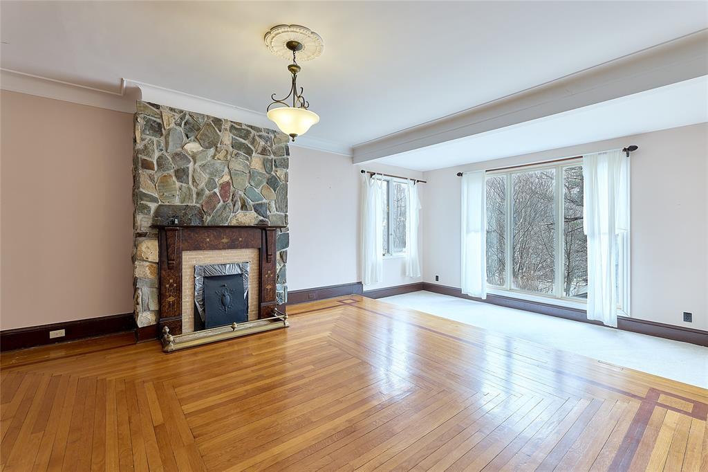 300 Topsail Road, St. John'S, NL