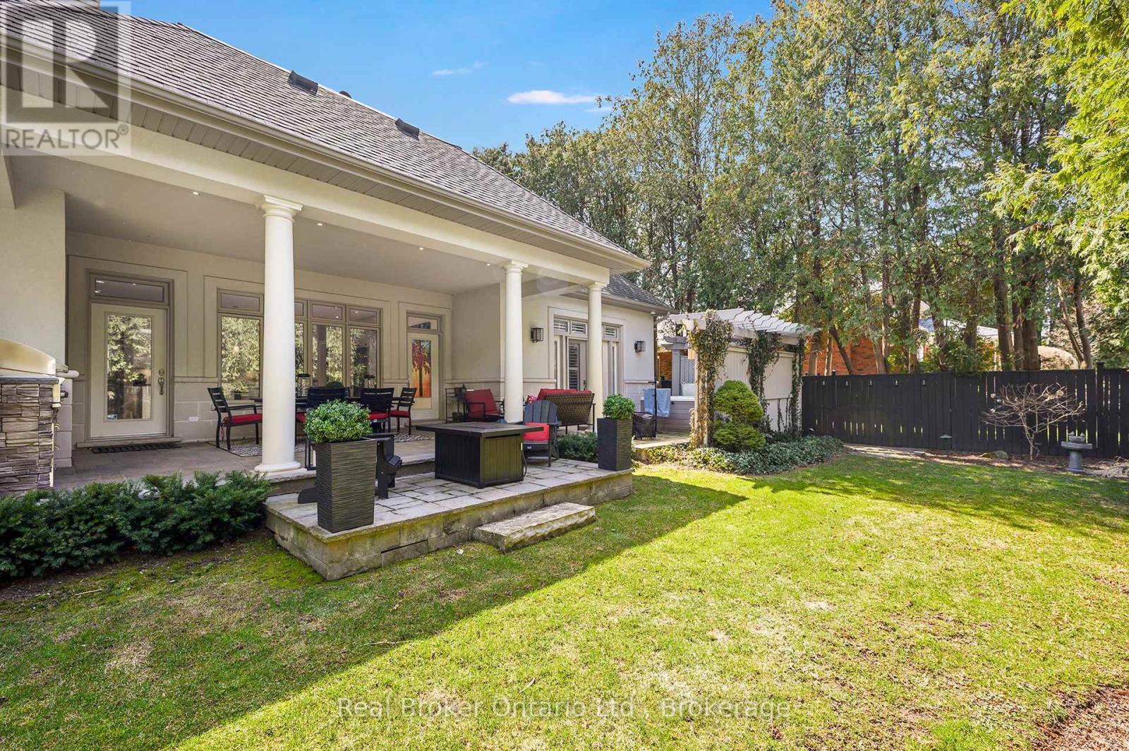 4507 Lakeshore Road, Burlington (Shoreacres), ON - Outdoor With Deck Patio Veranda