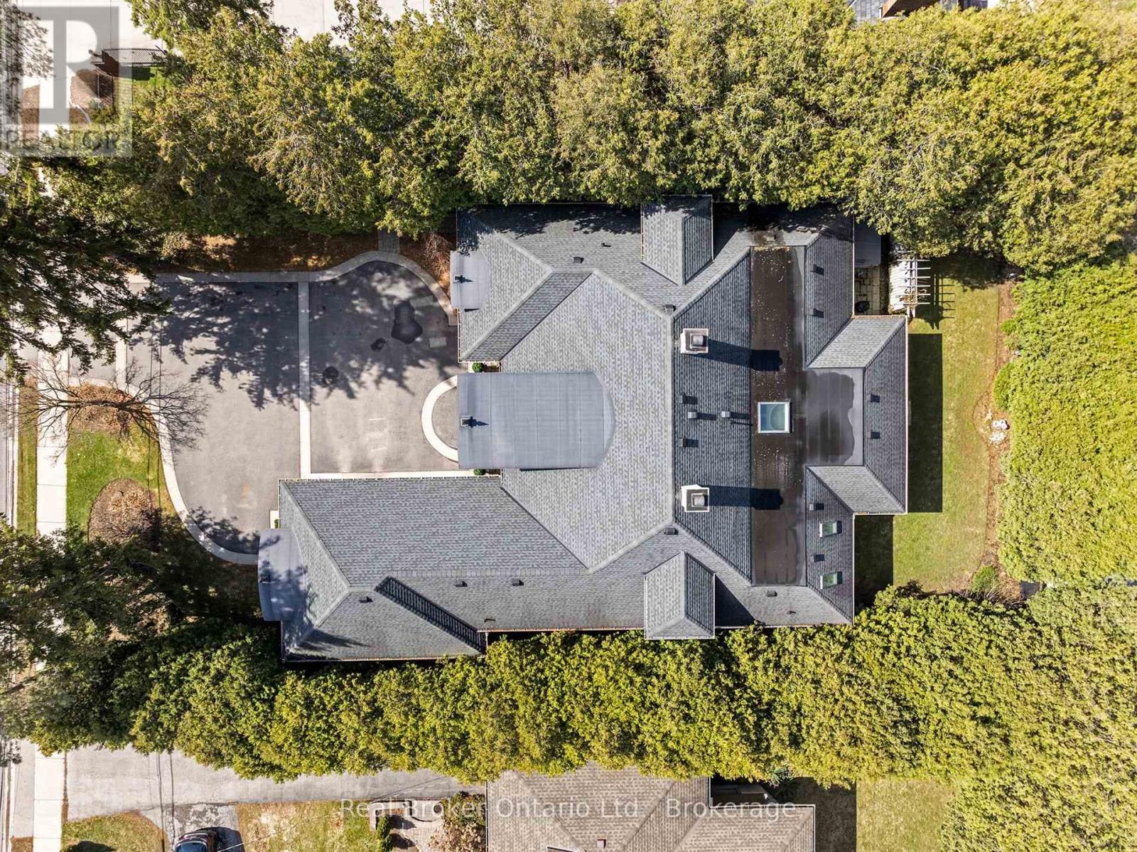 4507 Lakeshore Road, Burlington (Shoreacres), ON - Outdoor