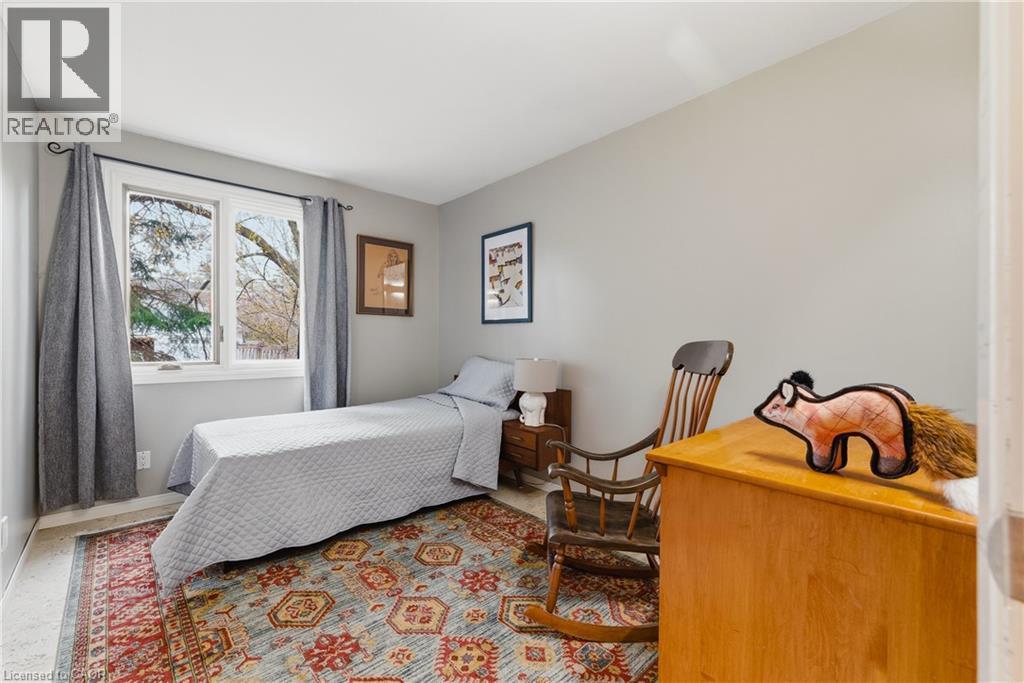 459 Lee Avenue, Waterloo, ON - Indoor Photo Showing Bedroom