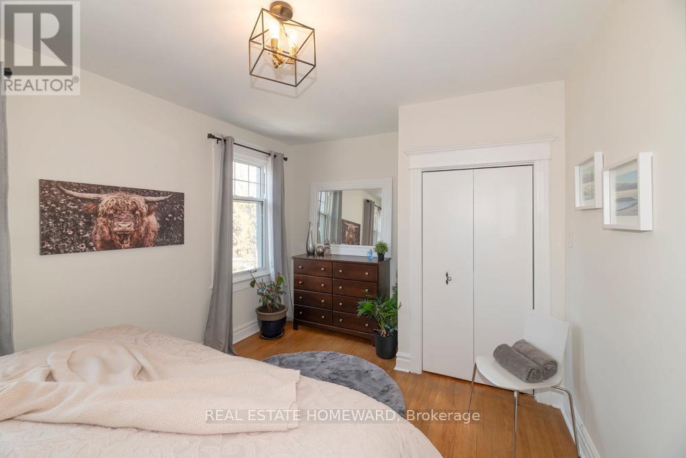 55 Devon Road, Toronto, ON - Indoor Photo Showing Bedroom