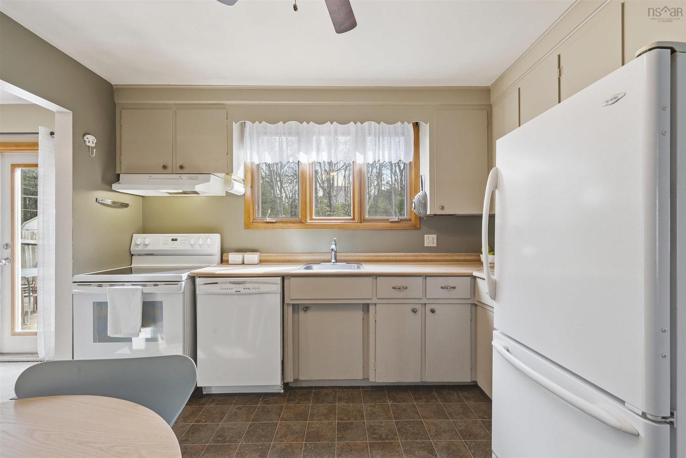 4 Dunrobin Drive, Dartmouth, NS