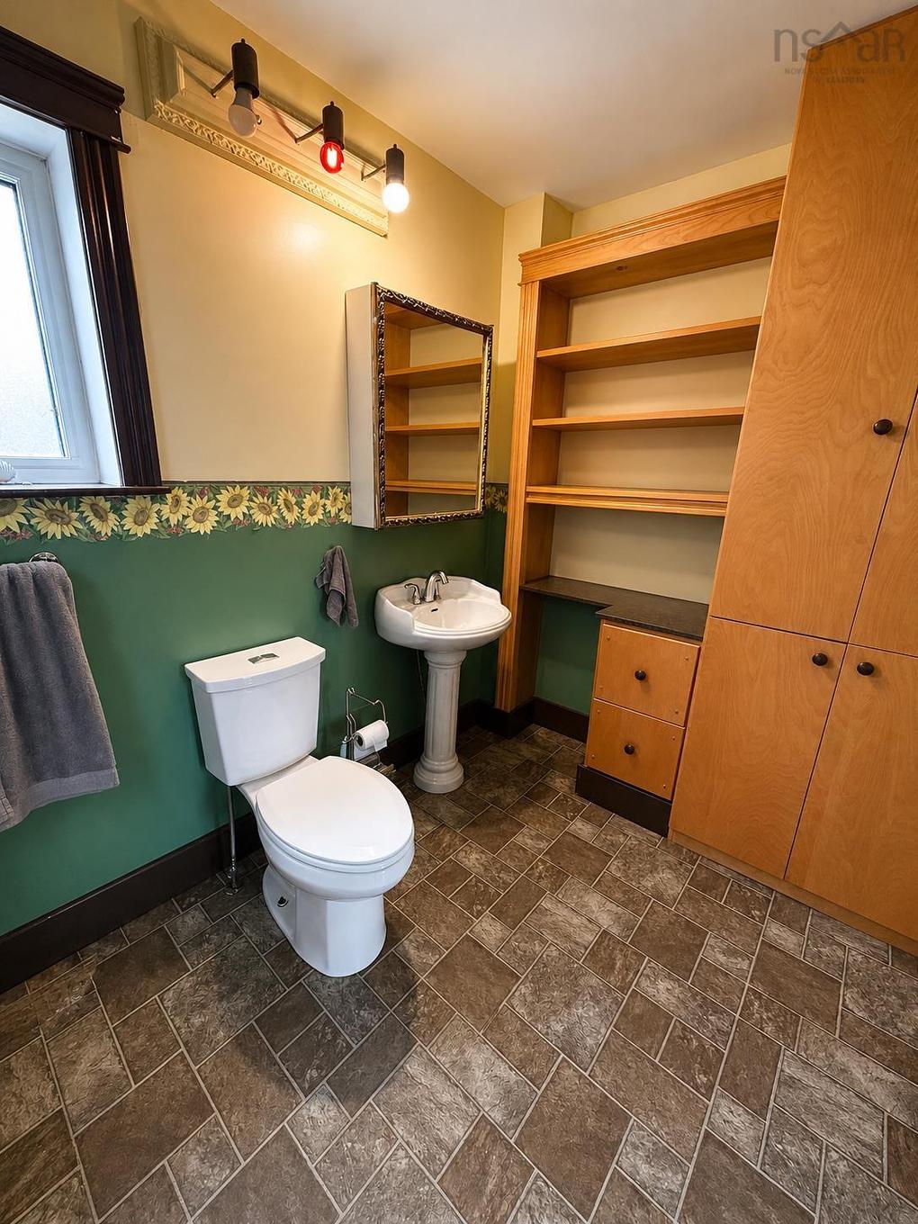 78 High Street, Trenton, NS