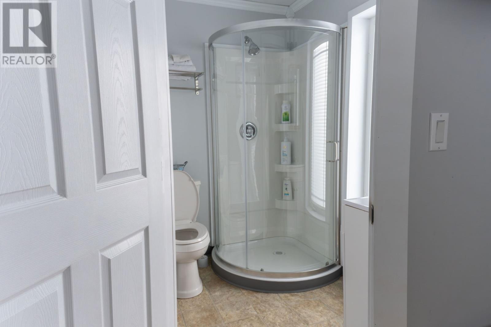 6 Spruce Lane, St Anthony, NL - Indoor Photo Showing Bathroom