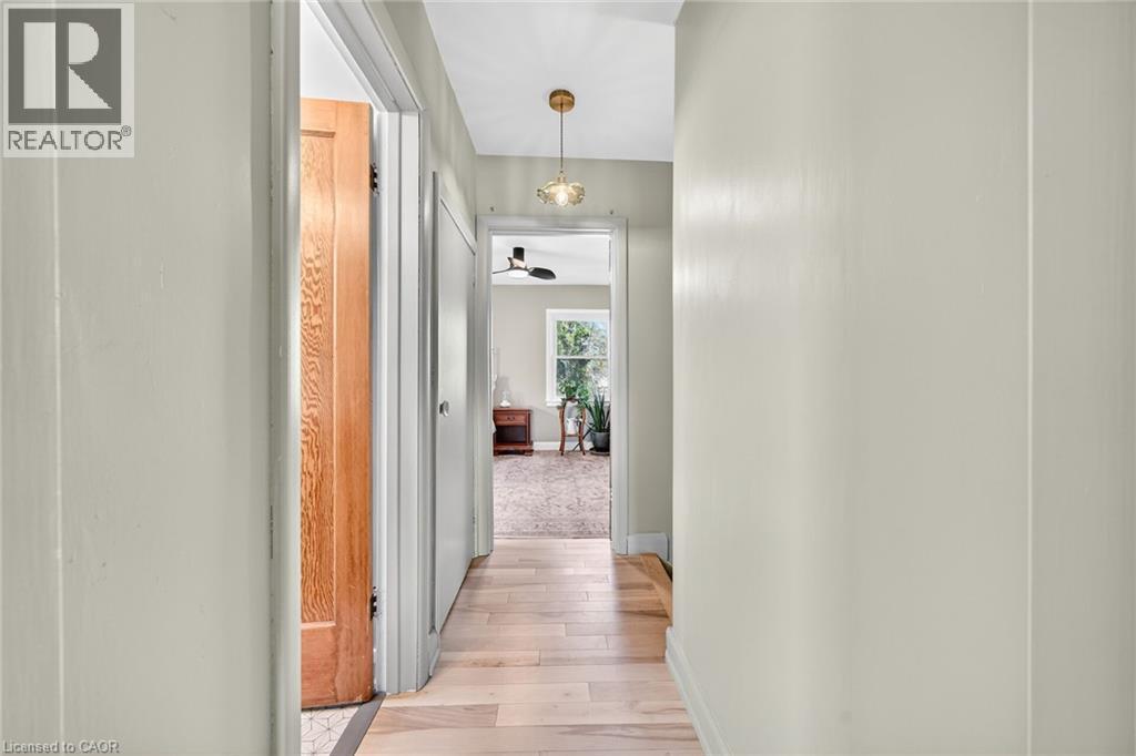 188 Wexford Avenue S, Hamilton, ON - Indoor Photo Showing Other Room