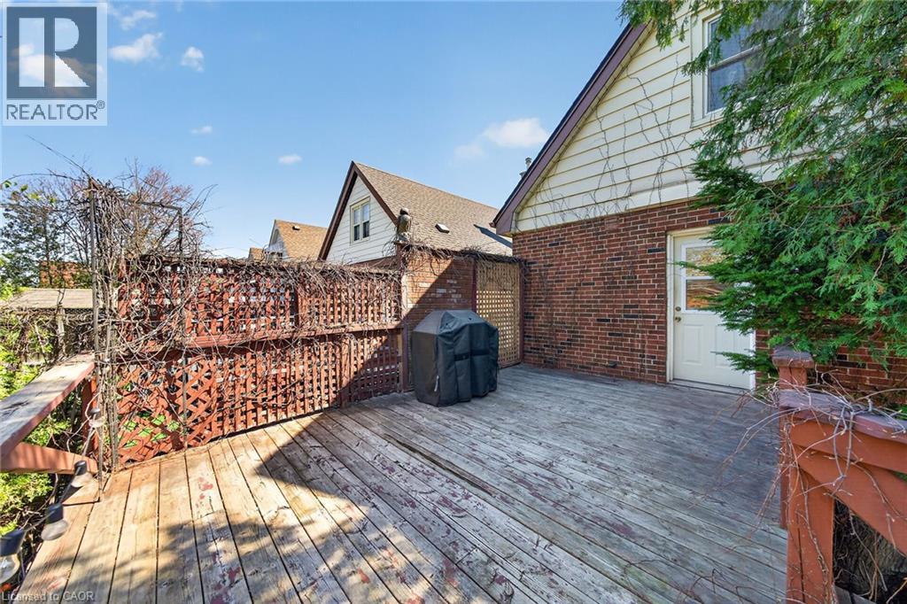 188 Wexford Avenue S, Hamilton, ON - Outdoor With Deck Patio Veranda