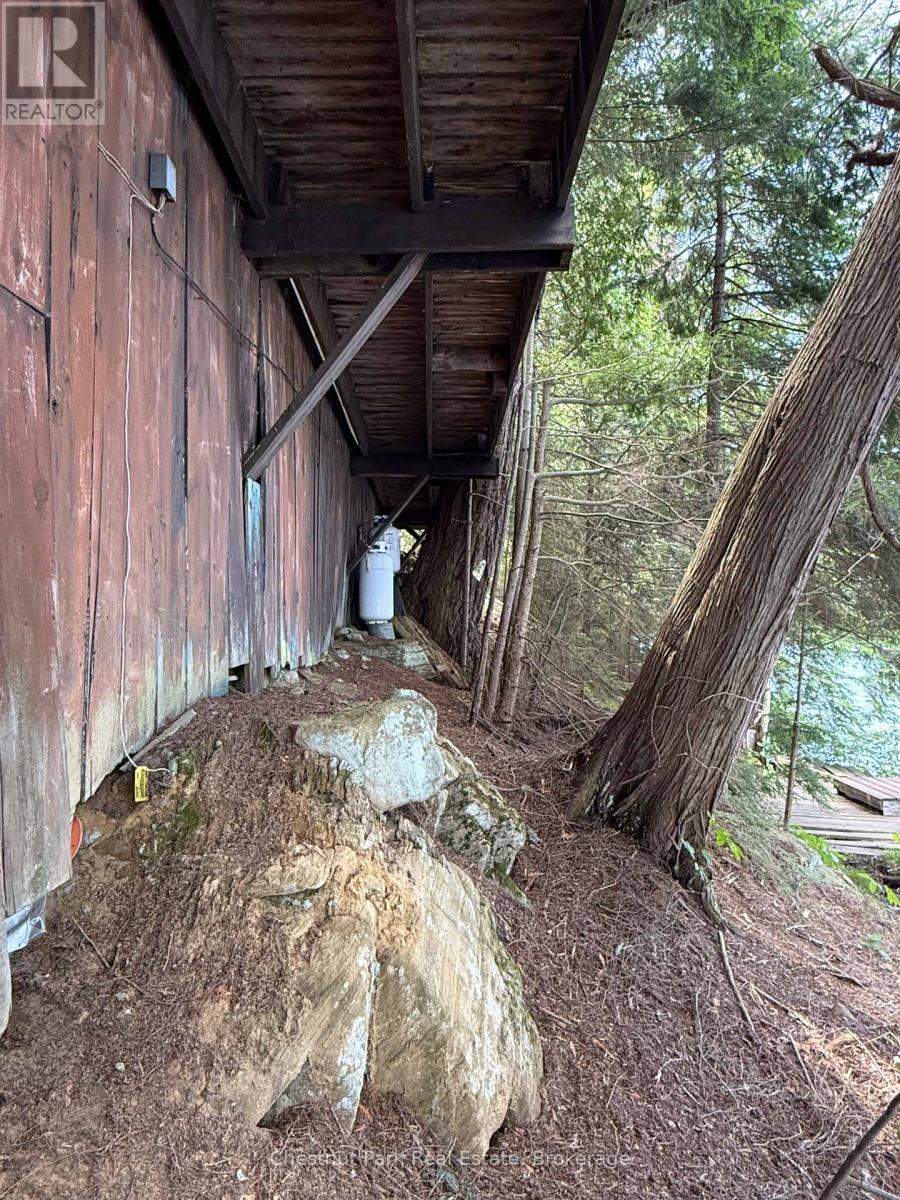 Storage area below the cottage - Apl1136E - 19 Cache Lake, South Algonquin, ON -