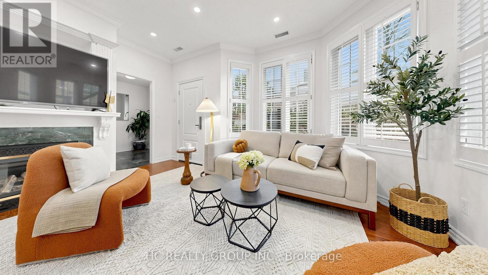 301 - 11 Everson Drive, Toronto, ON - Indoor Photo Showing Living Room With Fireplace