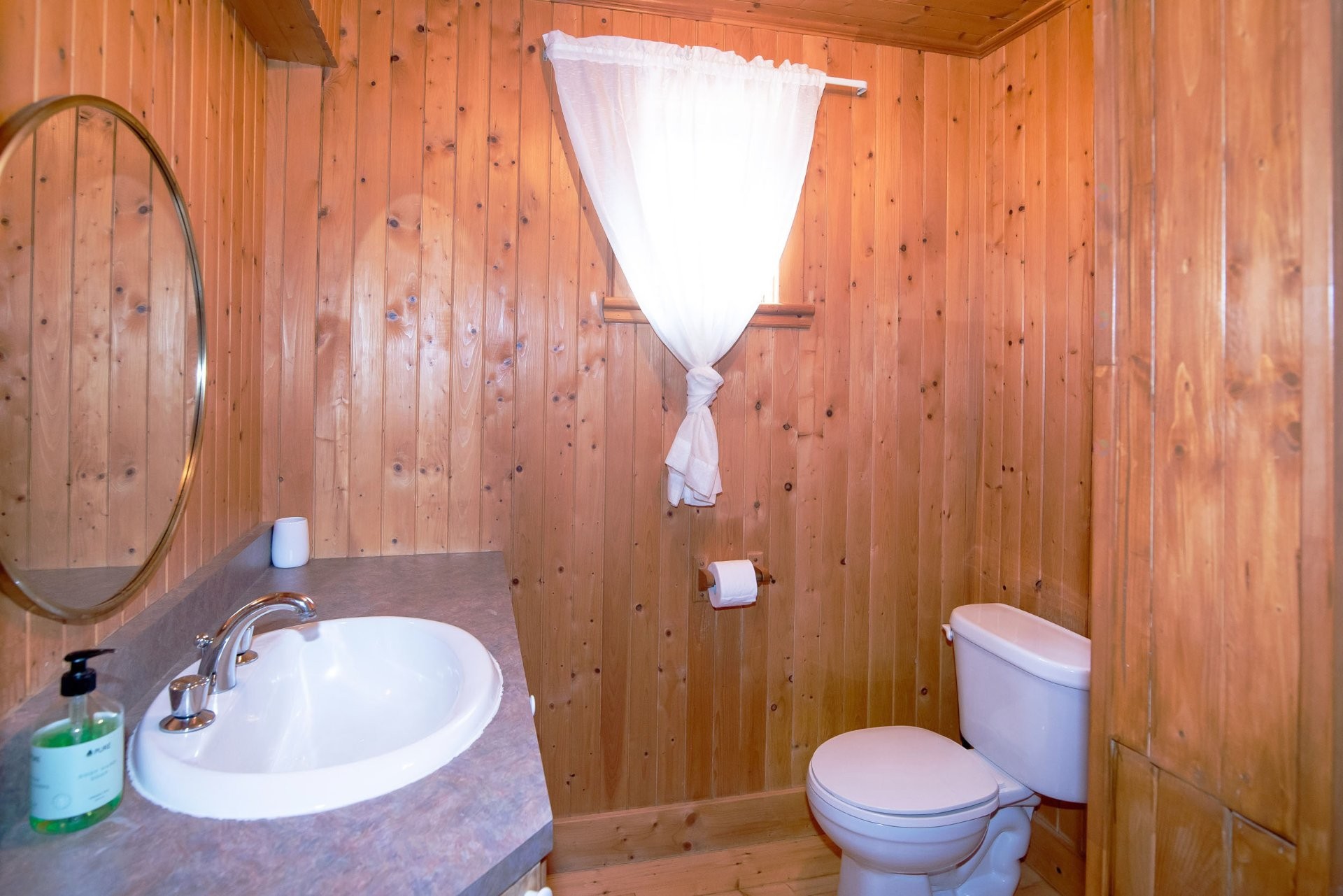 Salle de bains - 42 Route 287, Mont-Carmel, QC - Indoor Photo Showing Bathroom