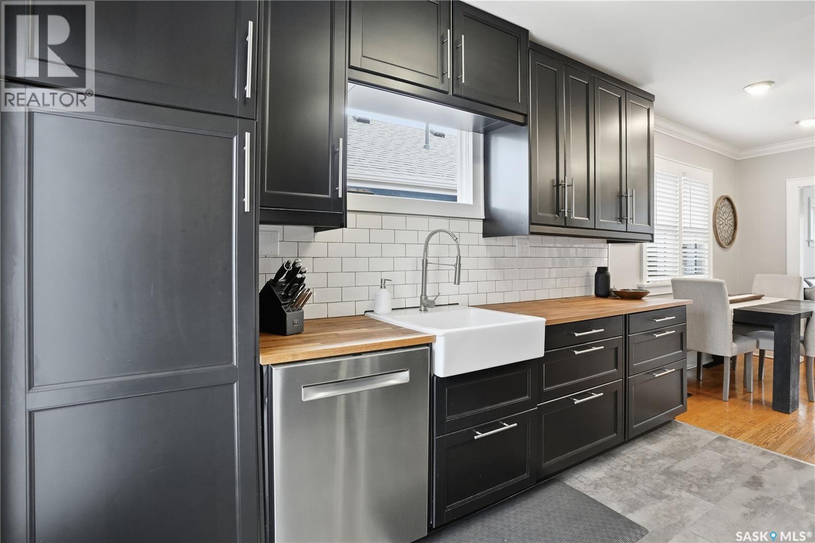 2155 Queen Street, Regina, SK - Indoor Photo Showing Kitchen With Upgraded Kitchen
