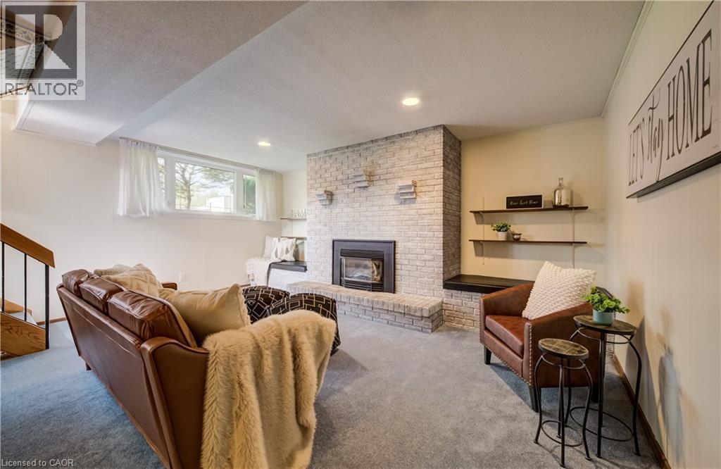 51 Underhill Crescent, Kitchener, ON - Indoor With Fireplace