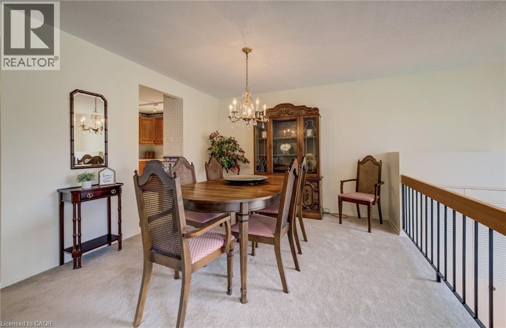 51 Underhill Crescent, Kitchener, ON - Indoor Photo Showing Dining Room