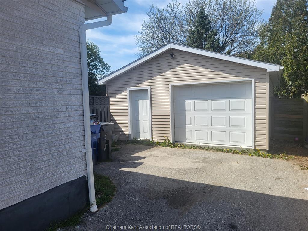 74 Chestnut Drive, Chatham, ON