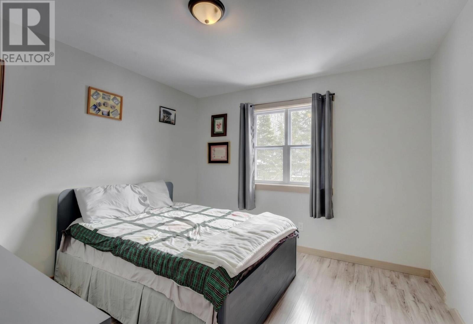 10 Lunch Point, Howley, NL - Indoor Photo Showing Bedroom