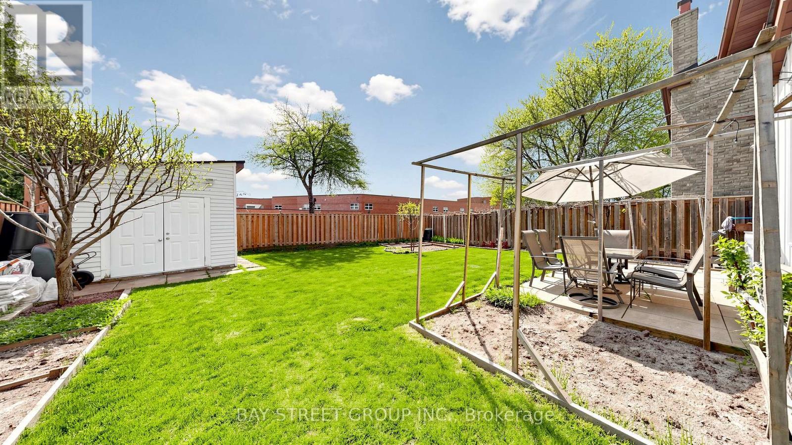 57 Longmeadow Crescent, Markham, ON - Outdoor