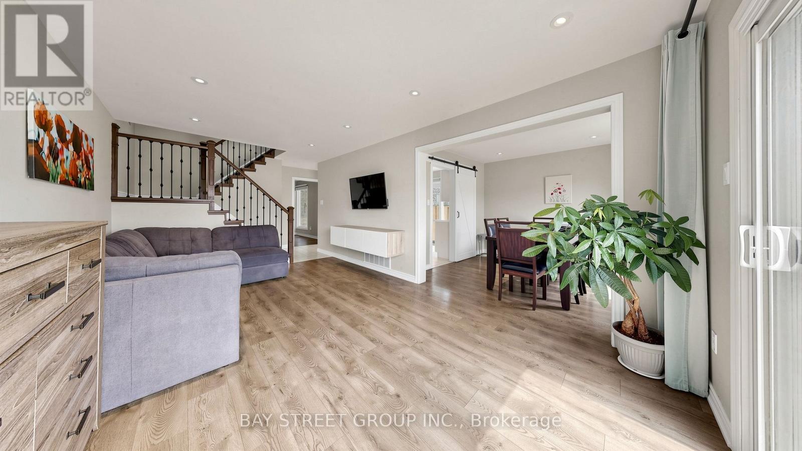 57 Longmeadow Crescent, Markham, ON - Indoor