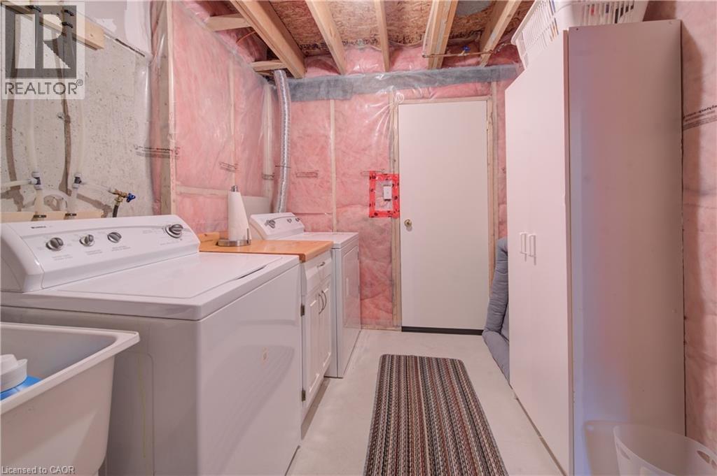 42 Fallowfield Drive Unit# 22, Kitchener, ON - Indoor Photo Showing Laundry Room