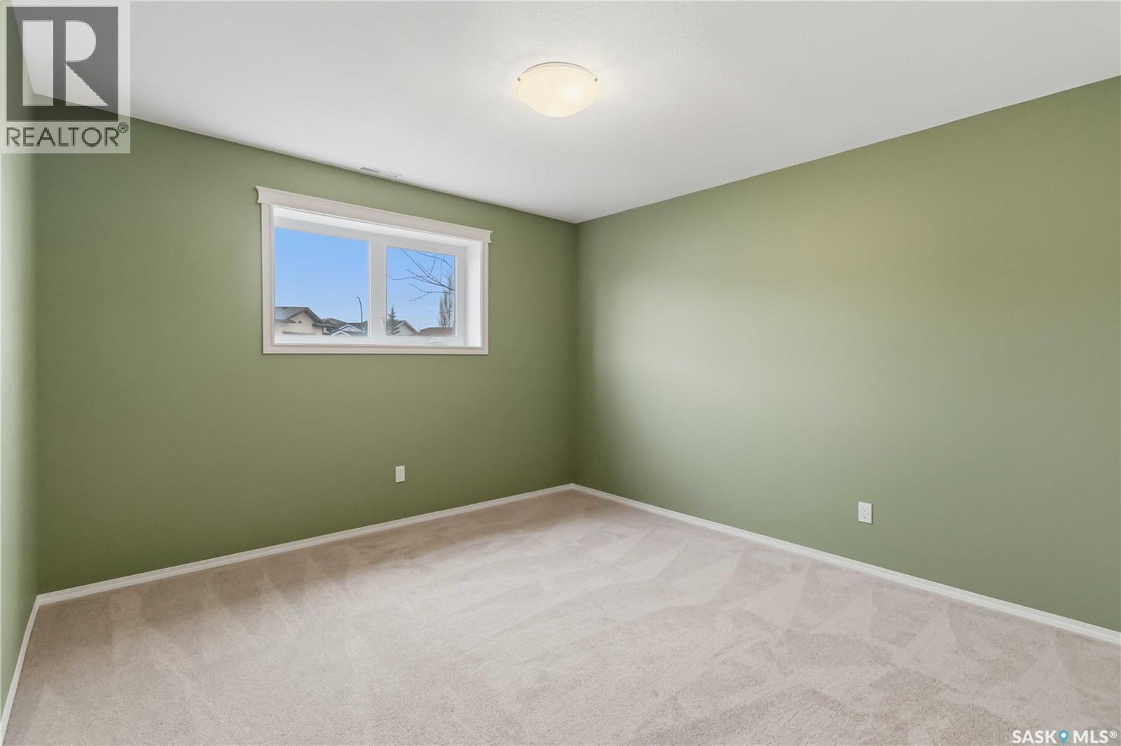 203 Kinloch Crescent, Saskatoon, SK - Indoor Photo Showing Other Room