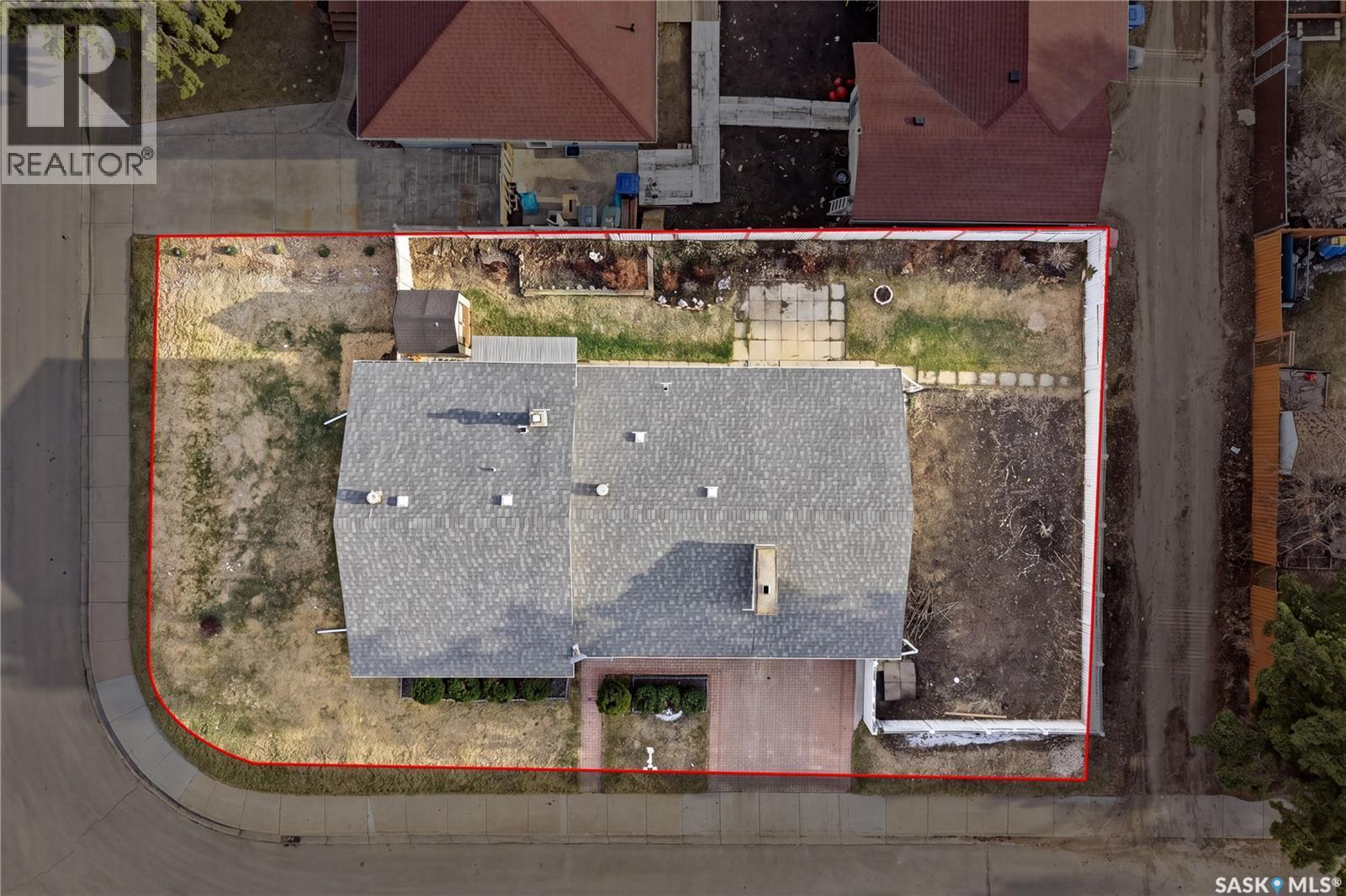 1044 East Centre, Saskatoon, SK - Outdoor