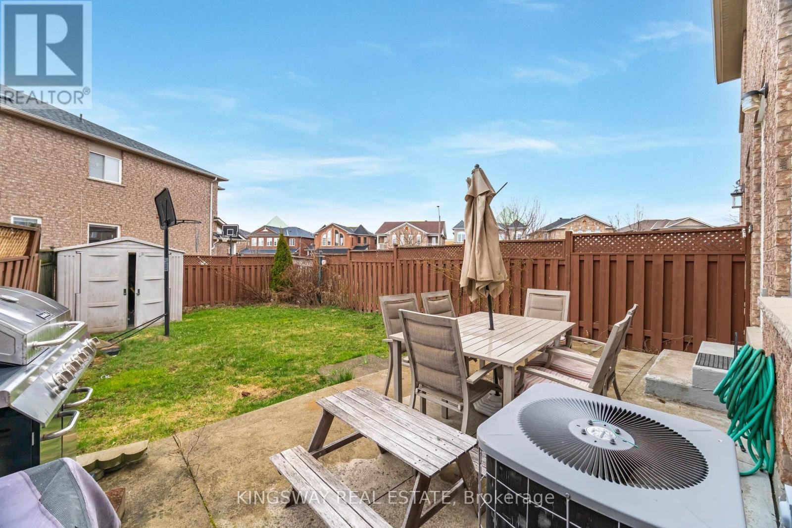 803 Khan Crescent, Mississauga, ON - Outdoor With Deck Patio Veranda With Exterior