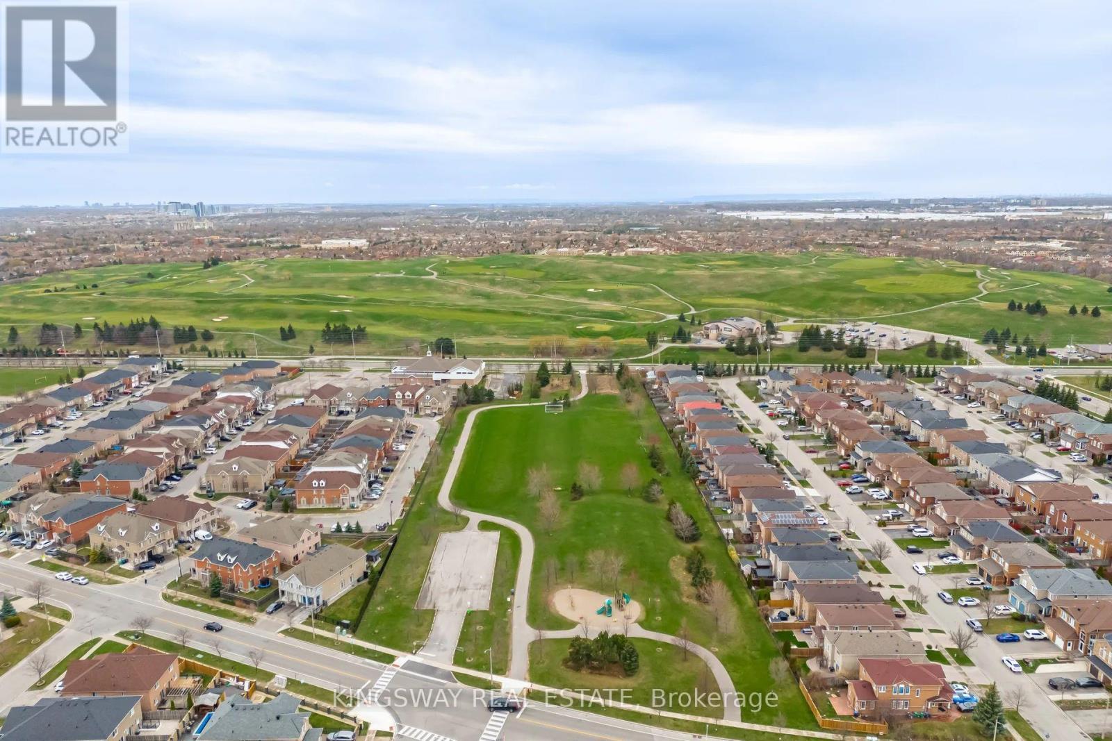 803 Khan Crescent, Mississauga, ON - Outdoor With View