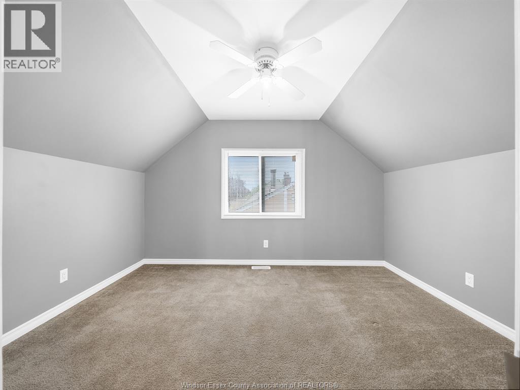 1633 Olive, Windsor, ON - Indoor Photo Showing Other Room