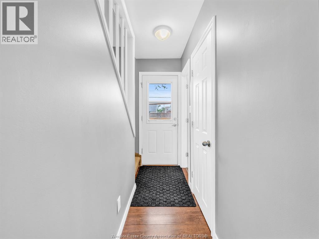 1633 Olive, Windsor, ON - Indoor Photo Showing Other Room