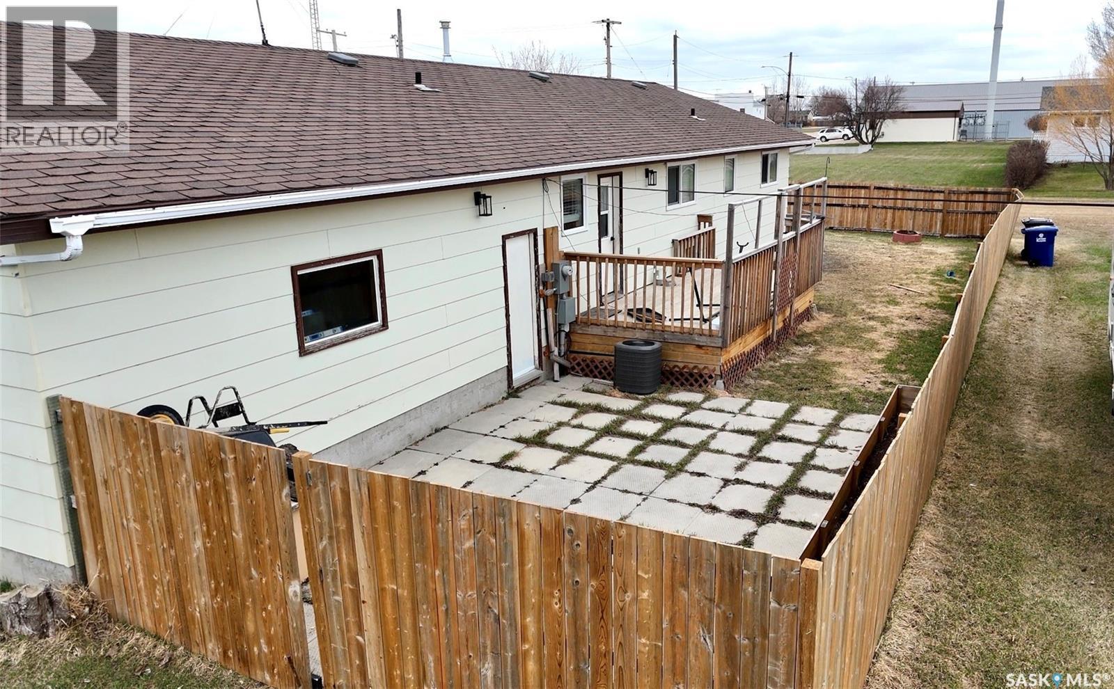 701 1St Street, Hanley, SK - Outdoor With Exterior