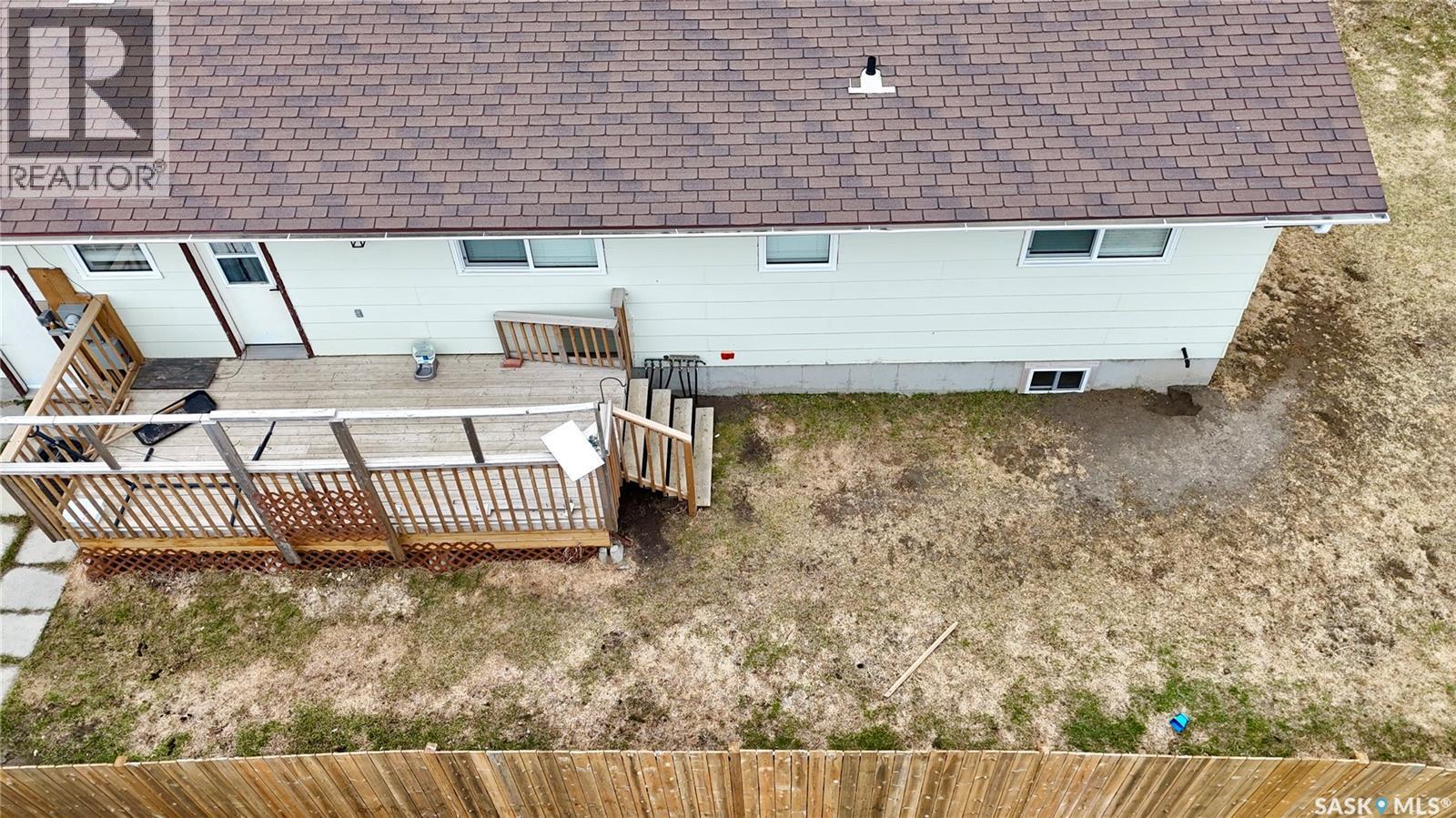 701 1St Street, Hanley, SK - Outdoor With Deck Patio Veranda With Exterior