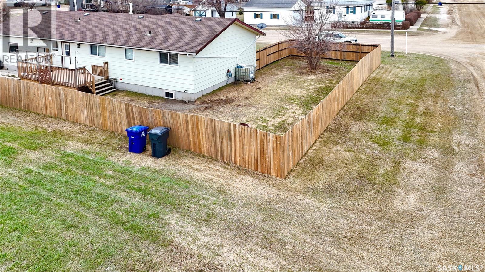 701 1St Street, Hanley, SK - Outdoor