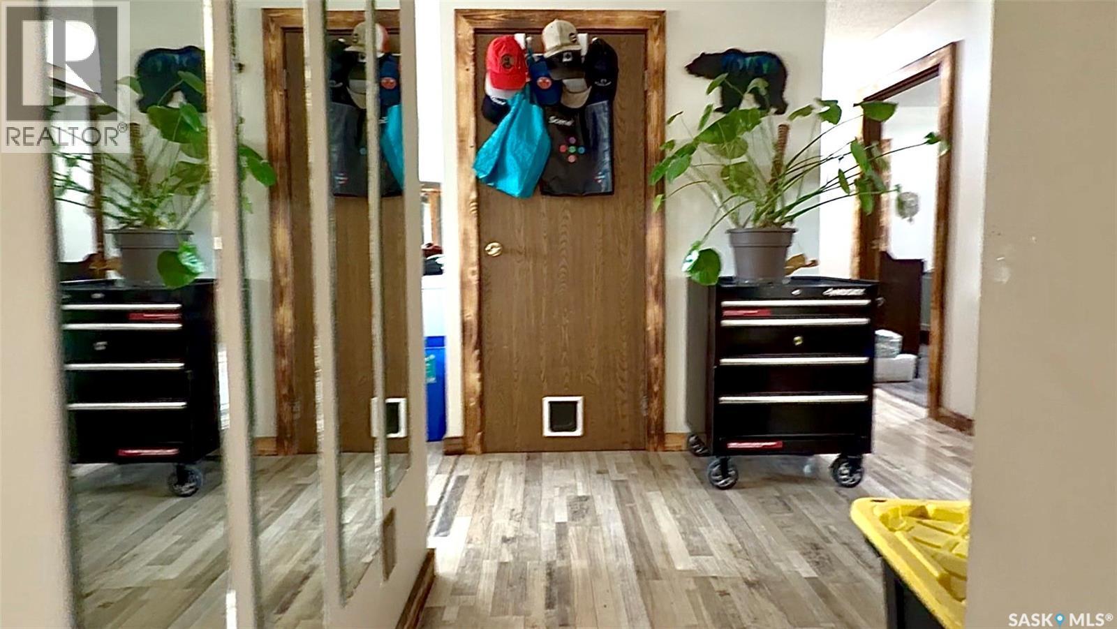701 1St Street, Hanley, SK - Indoor Photo Showing Other Room