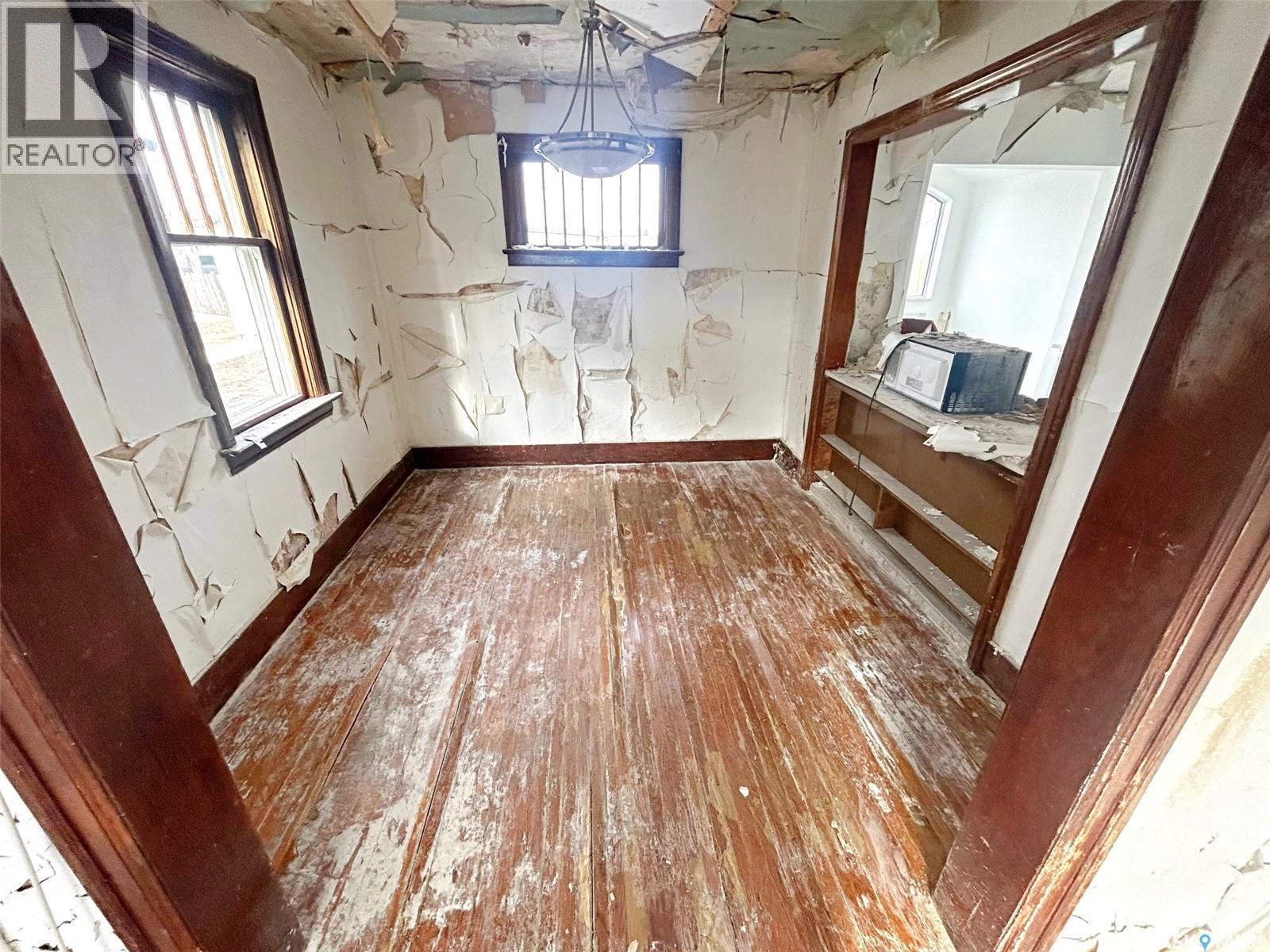 515 J Avenue S, Saskatoon, SK - Indoor Photo Showing Other Room