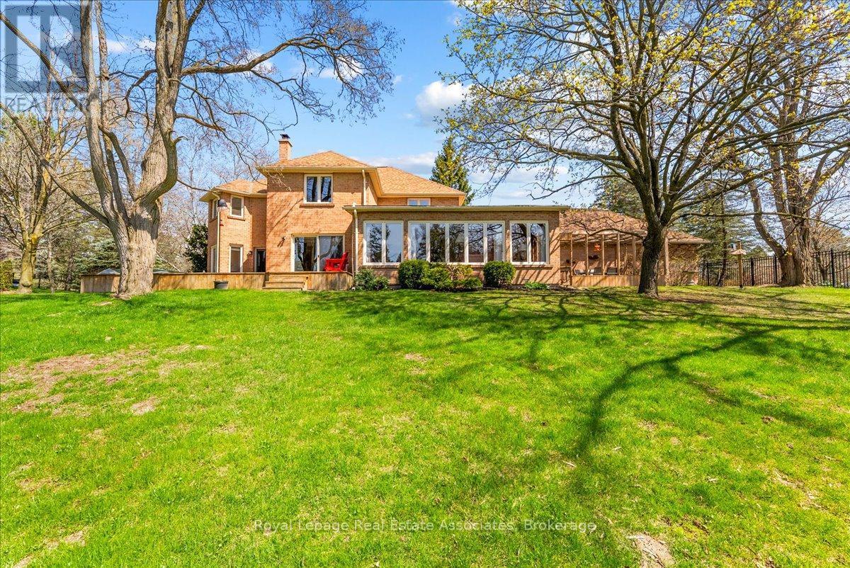 4 Wolf Crescent, Caledon, ON - Outdoor