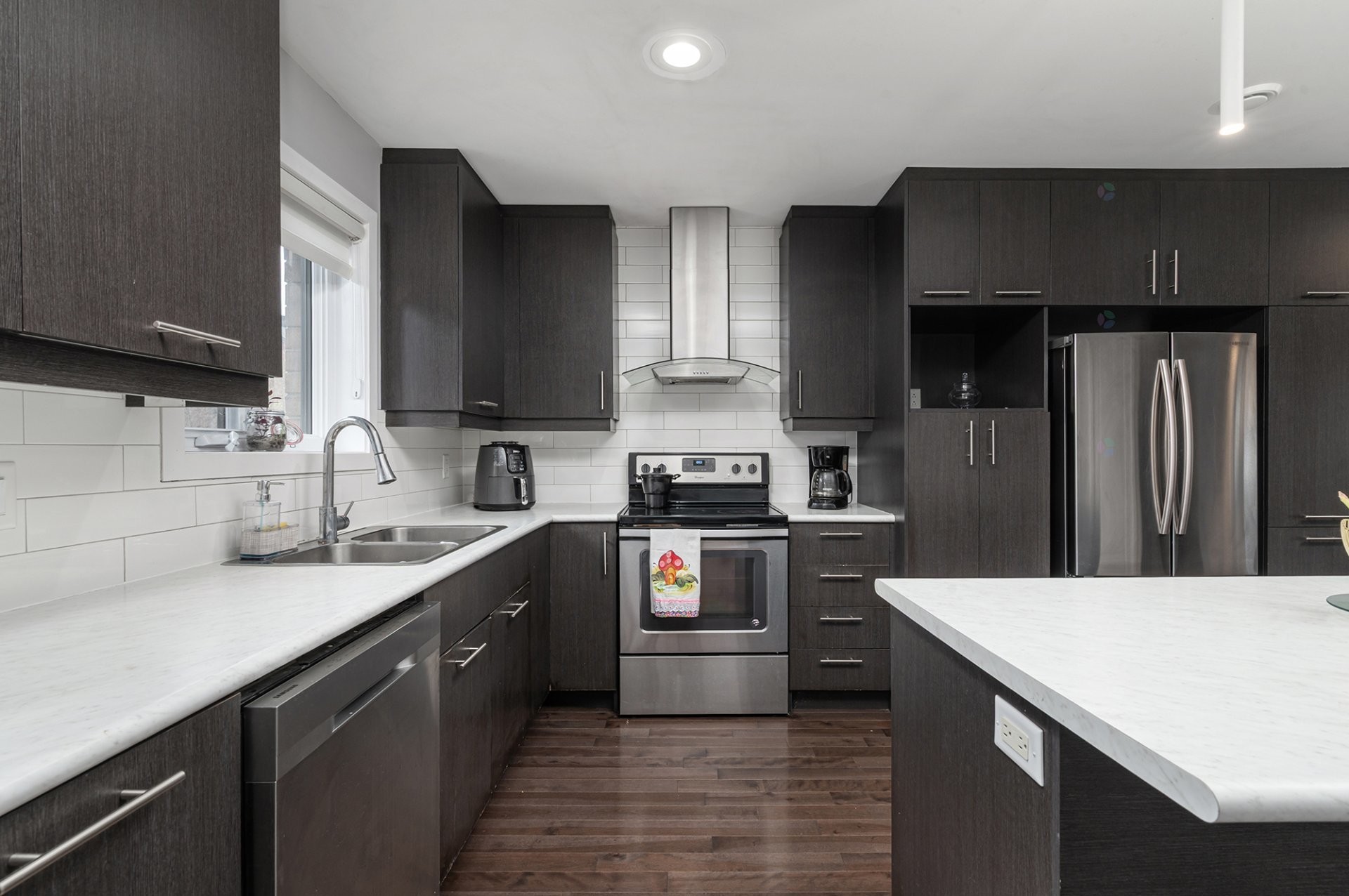 Cuisine - 273 Rue Du Grenadier, Saint-Constant, QC - Indoor Photo Showing Kitchen With Double Sink