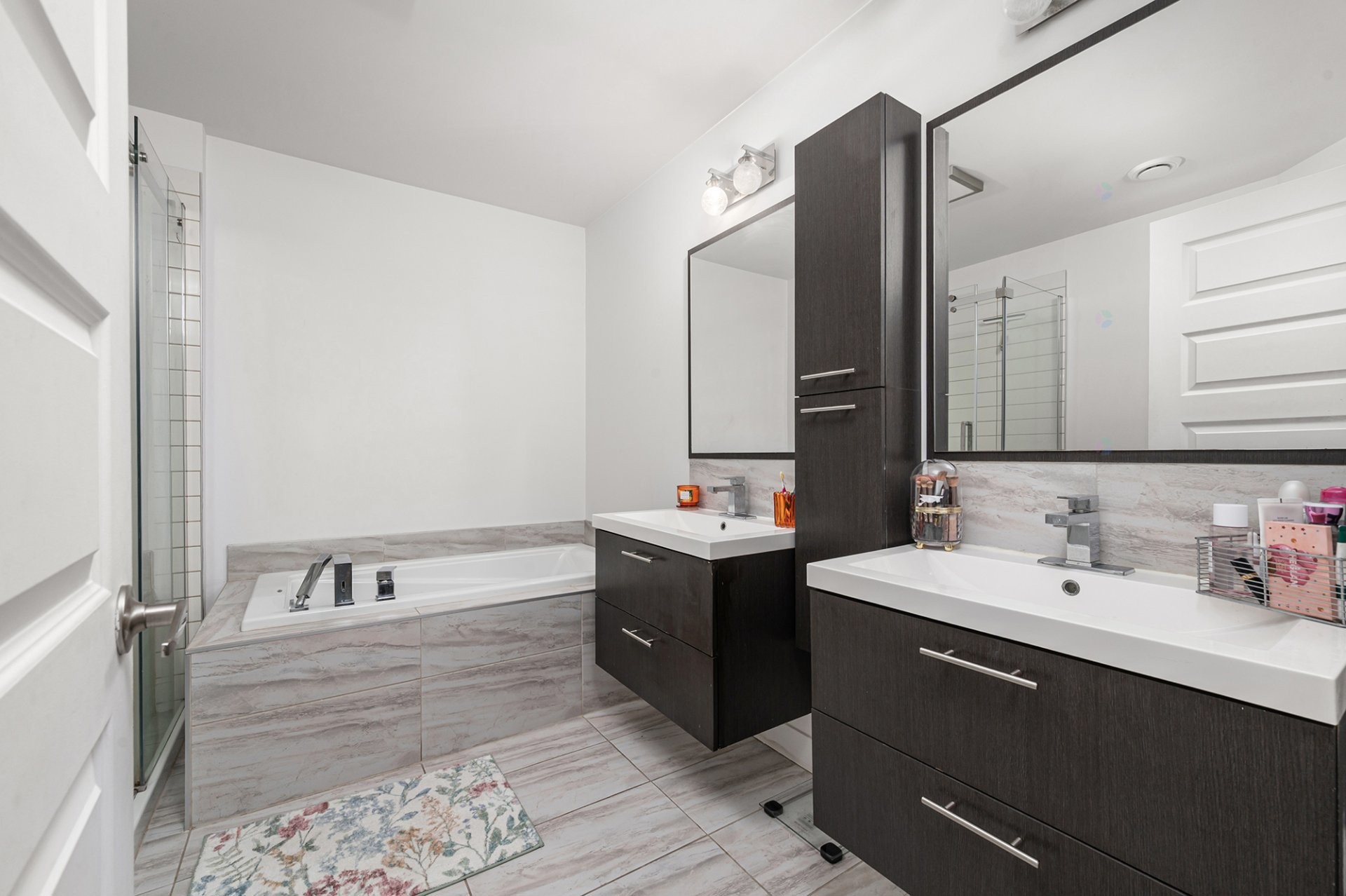 Salle de bains - 273 Rue Du Grenadier, Saint-Constant, QC - Indoor Photo Showing Bathroom