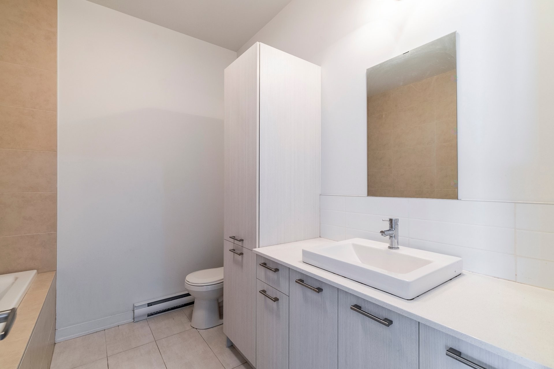 Salle de bains - 806-740 Av. Victoria, Saint-Lambert, QC - Indoor Photo Showing Bathroom