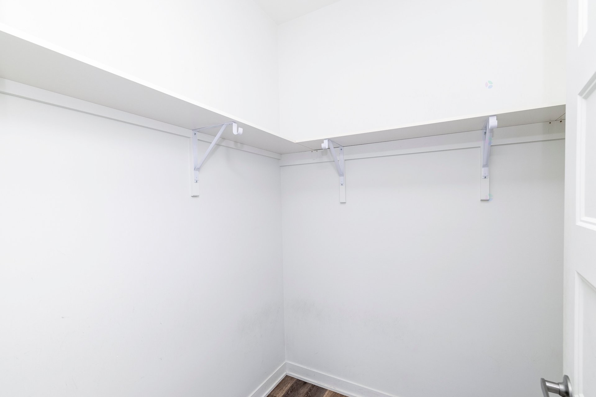 Penderie (Walk-in) - 806-740 Av. Victoria, Saint-Lambert, QC - Indoor Photo Showing Other Room