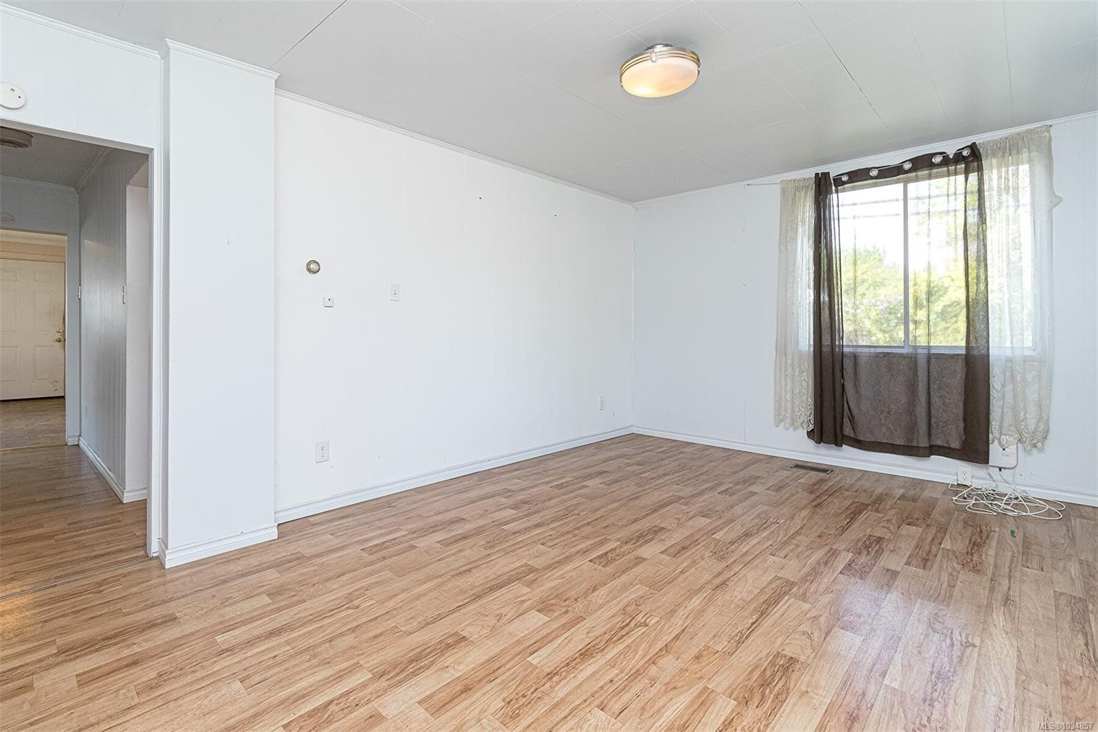 9892 Maple St, Chemainus, BC