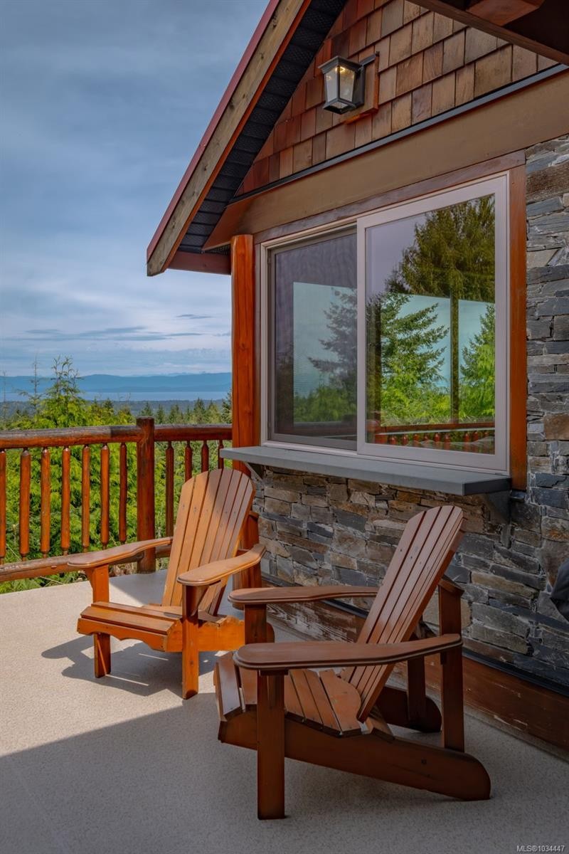 1765 Paul'S Pl, Qualicum Beach, BC