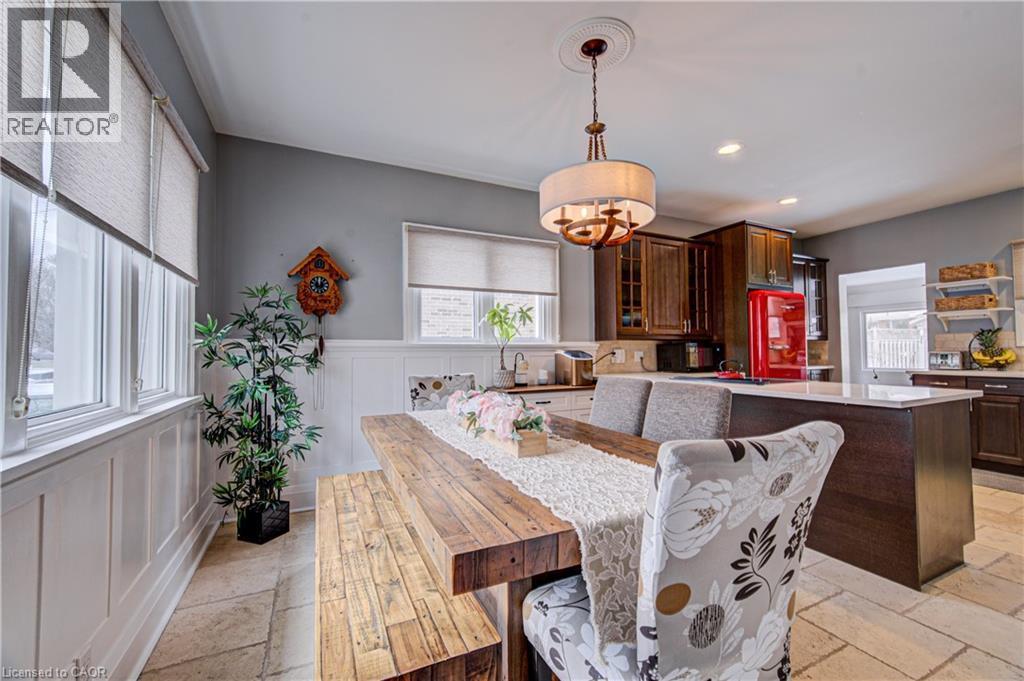 53 Lincoln Avenue, Cambridge, ON - Indoor