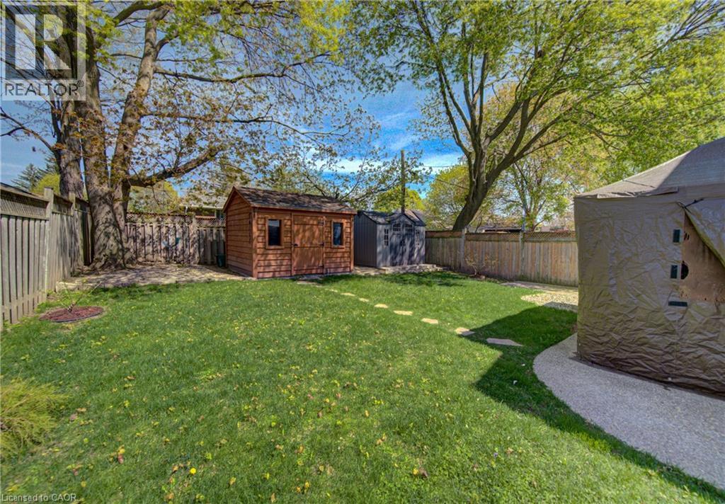 53 Lincoln Avenue, Cambridge, ON - Outdoor